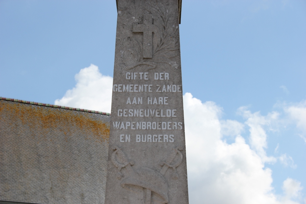 Oorlogsmonument Zande #2