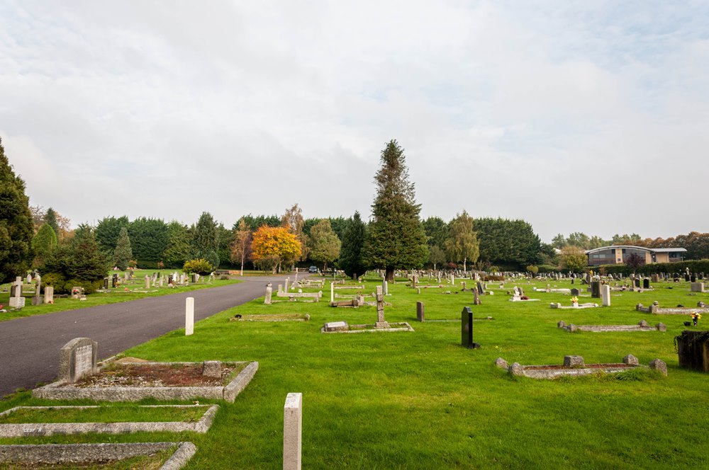 Commonwealth War Graves Alton Cemetery #1