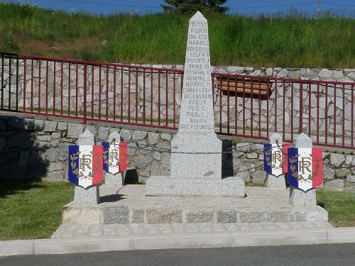 War Memorial Bolqure #1