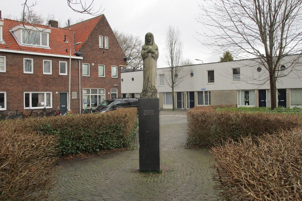 Monument Maria Merodeplein Tilburg #1