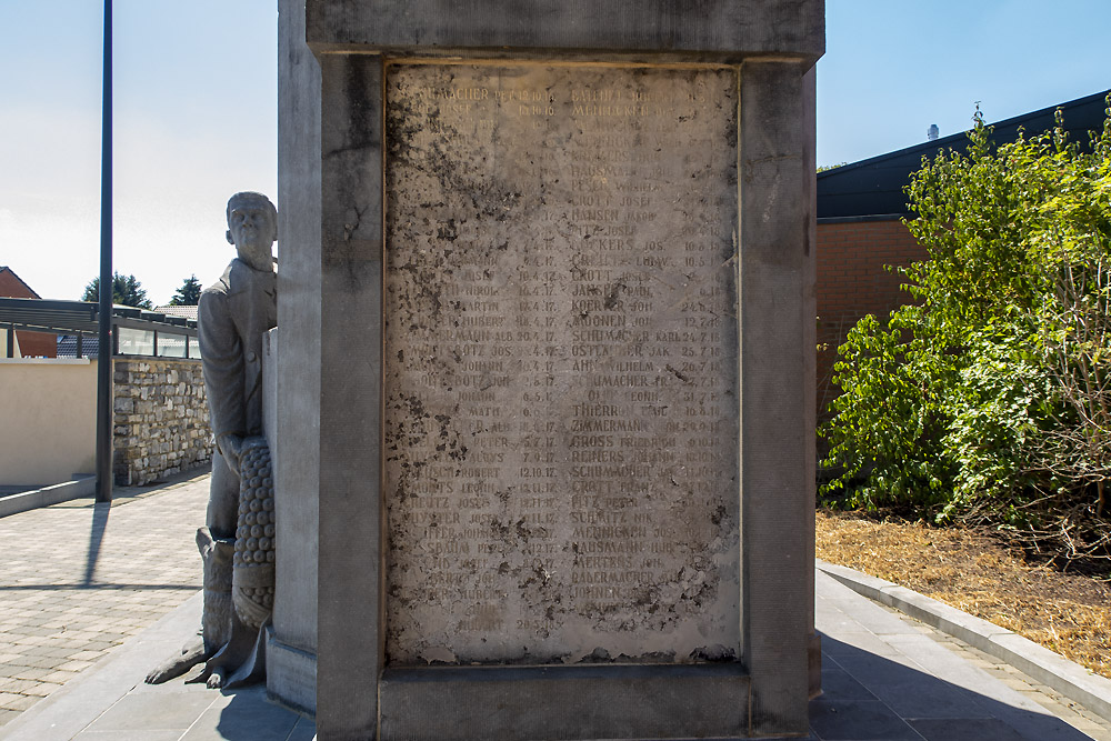 Oorlogsmonument Raeren #2