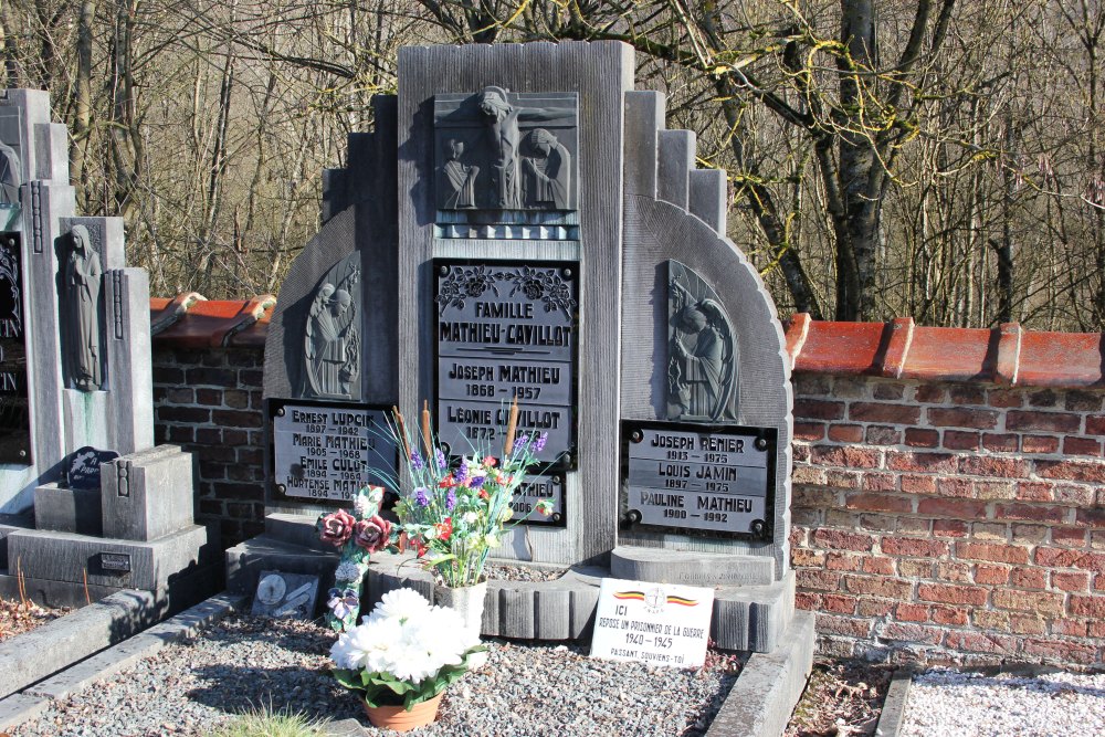 Belgian Graves Veterans Houyet #2
