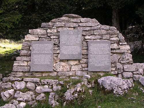 Former War Cemetery Infanterieregiment Nr. 2 #1