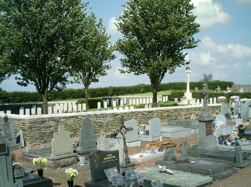 Commonwealth War Graves Poix-du-Nord Extension