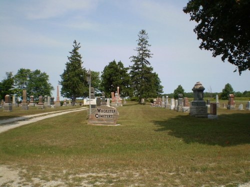 Commonwealth War Grave Wroxeter Protestant Cemetery