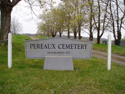 Commonwealth War Grave  Pereau Cemetery