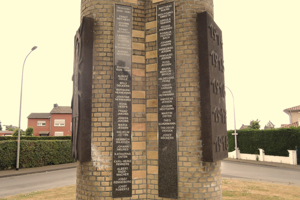 Oorlogsmonument Tüddern #3