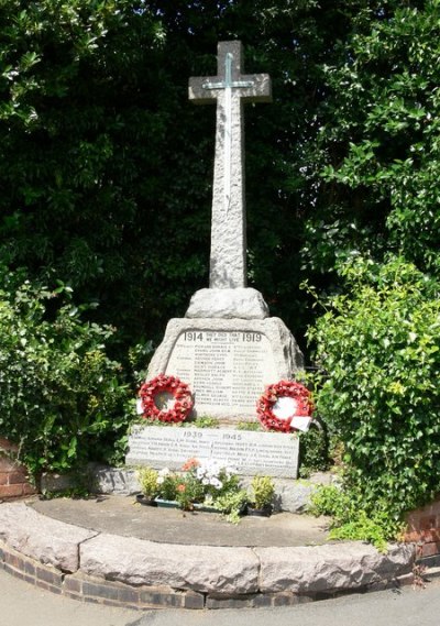 Oorlogsmonument Desford #1