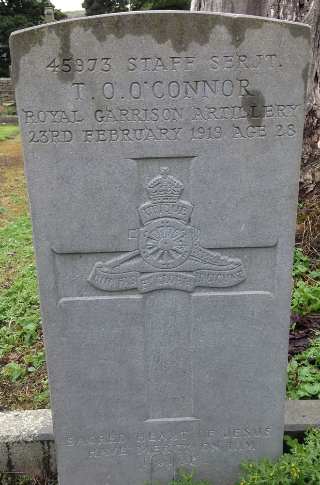 Commonwealth War Grave Old Abbey Graveyard