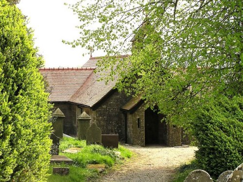 Oorlogsgraven van het Gemenebest Holy Trinity Churchyard