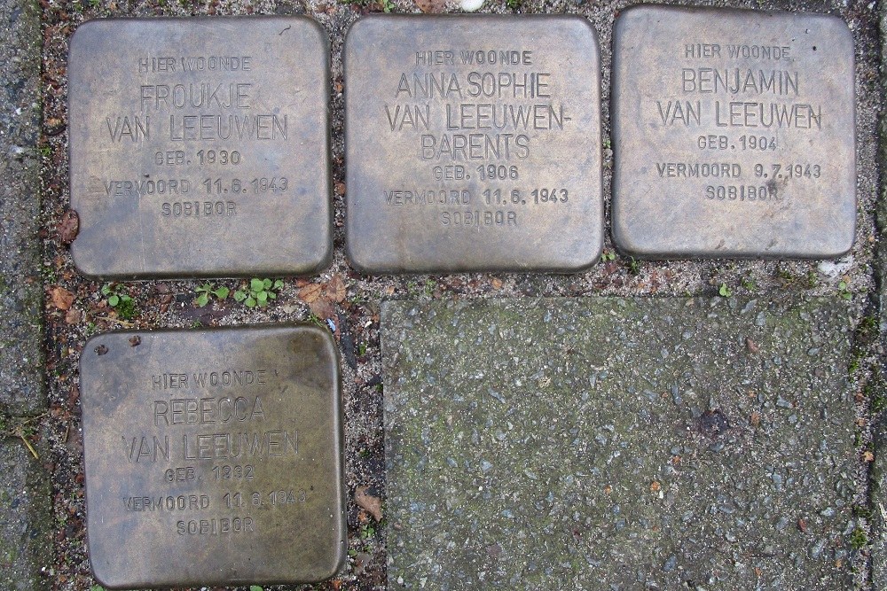 Stolpersteine Dantelaan 71