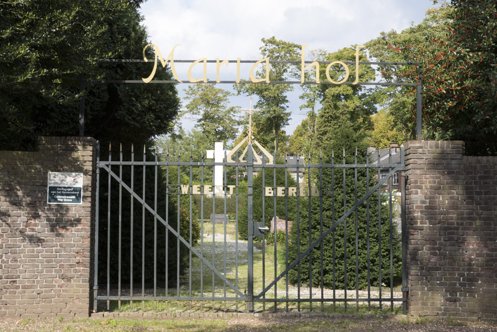 Oorlogsgraf van het Gemenebest Rooms Katholieke Begraafplaats Mariahof Renkum #3