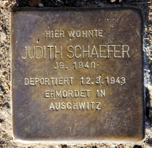 Stolpersteine Loebellstrae 6 #3