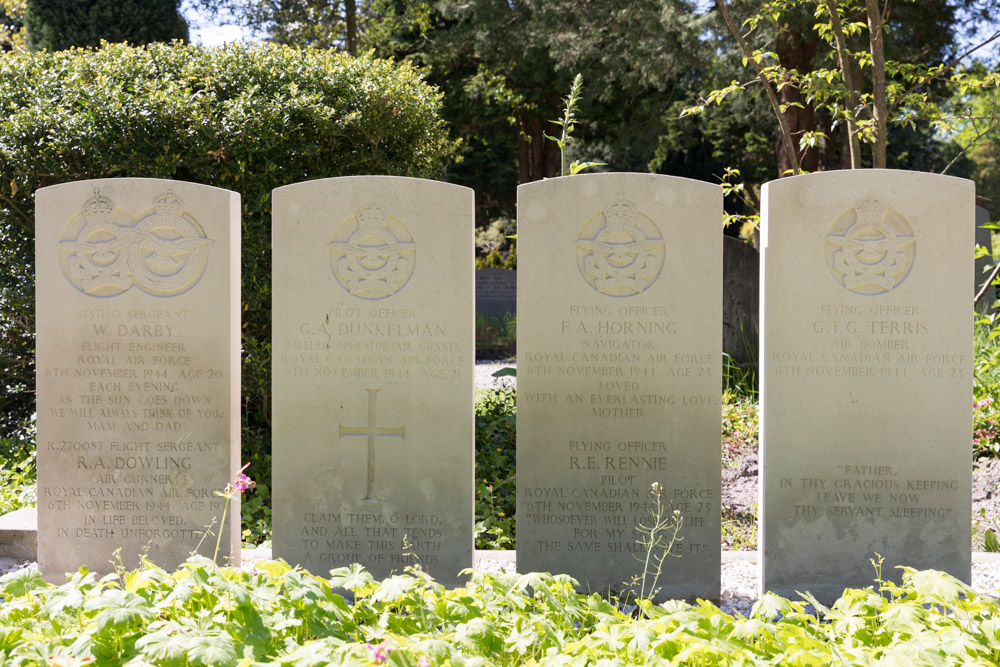 Commonwealth War Graves Heerde #2