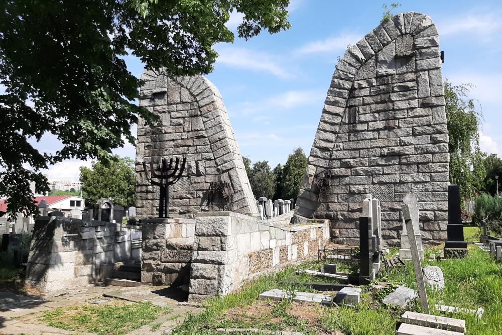 Holocaustmonument Sefardisch-Joodse Begraafplaats Belgrado #1
