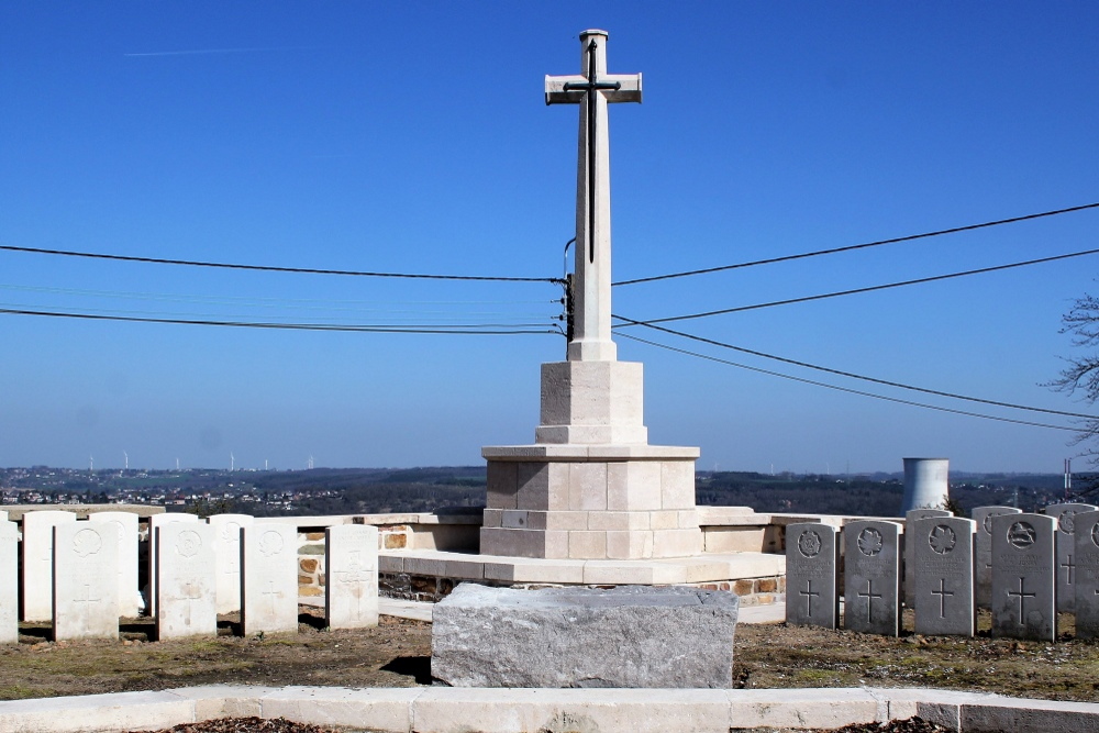 Memorial Stone Cemetery Huy (La Sarte) #1