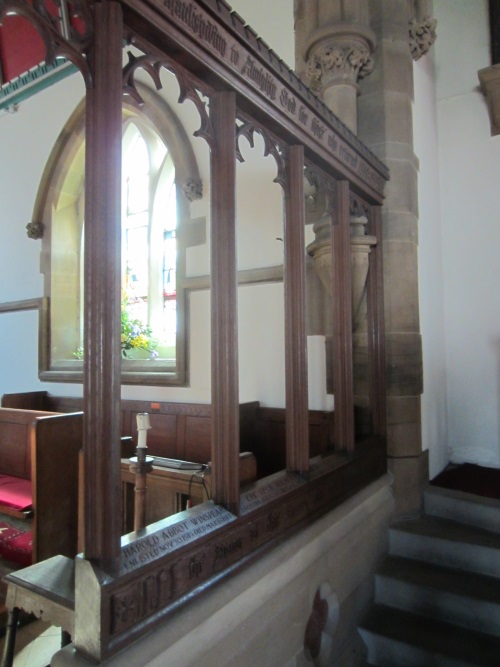 Memorial Holy Cross Screen Swainby #2