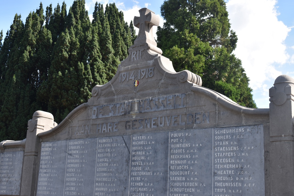 Oorlogsmonument Oude Begraafplaats Hasselt #3