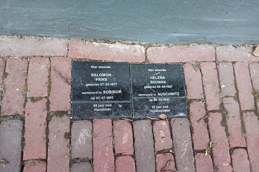 Memorial Stones Loodsgracht 68