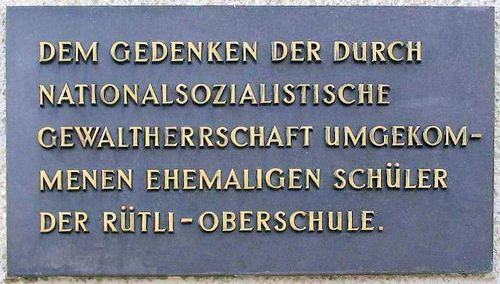 Memorial Murdered Scholars Rtli-Oberschule