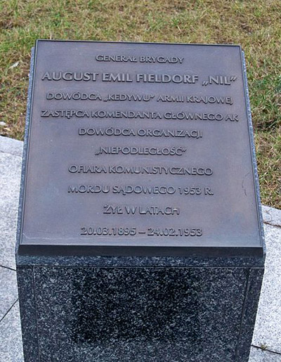 Monument Generaal August Fieldorf #3