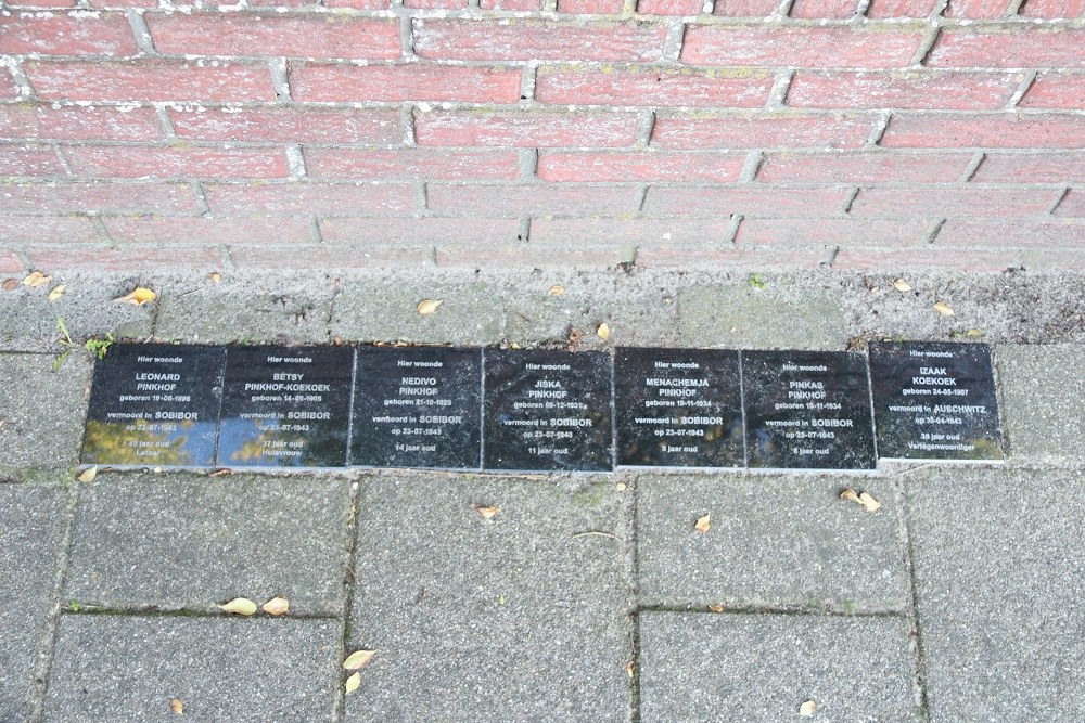 Memorial Stones Soembastraat 7