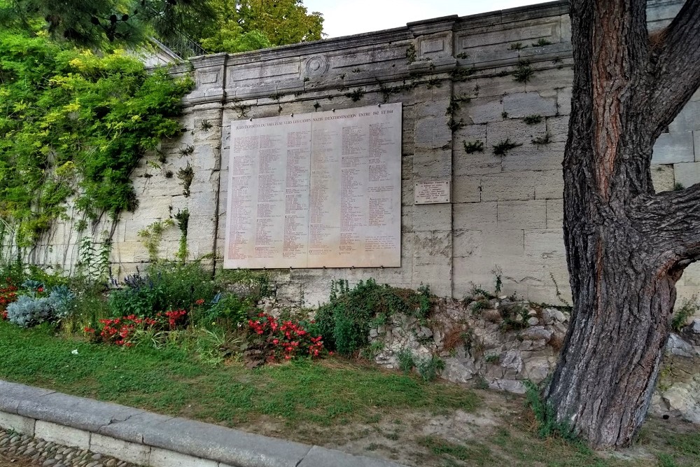 Gedenkteken Jodendeportatie Avignon #1