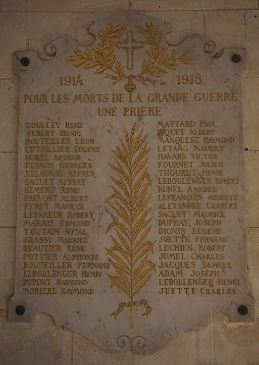 Monument Eerste Wereldoorlog Kerk Cormeilles