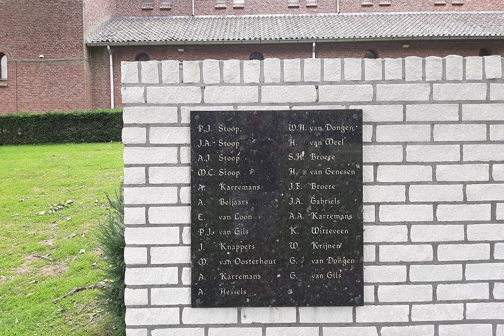 Oorlogsmonument Zevenbergschen Hoek #2