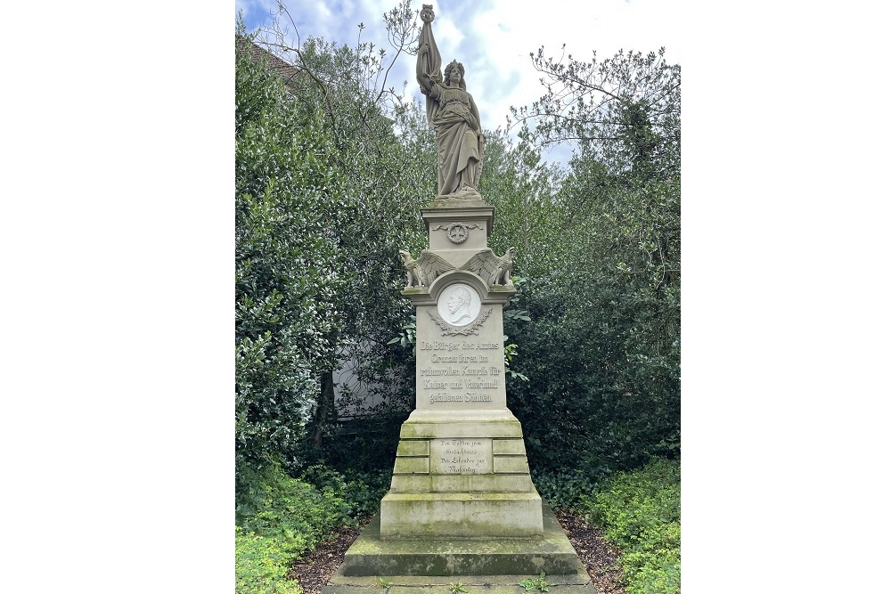 Oorlogsmonument Gronau #1