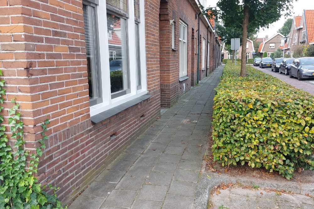 Stumbling Stones Van Delenstraat 15 #4