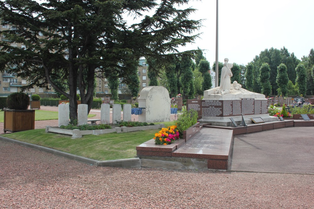 Oorlogsgraven van het Gemenebest Saint-Pol-sur-Mer #1