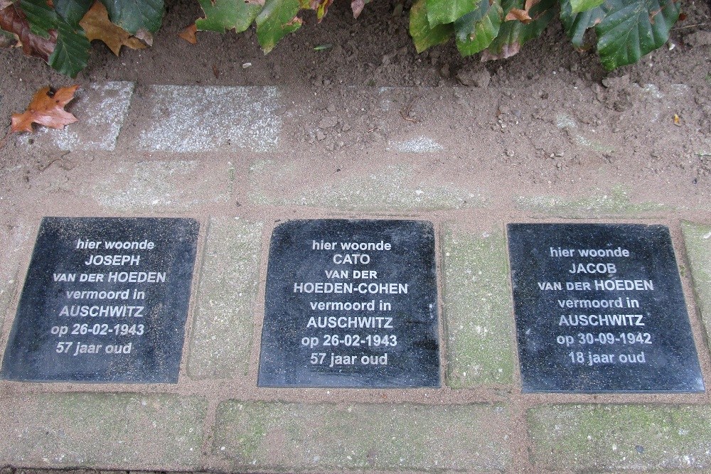 Memorial Stones Vermeerstraat 144