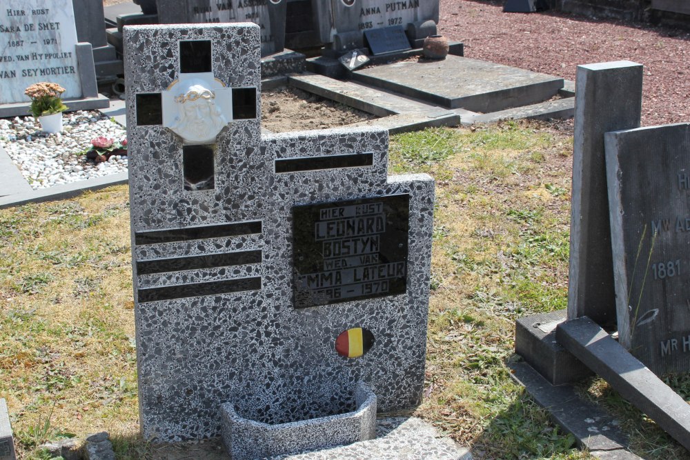 Belgian Graves Veterans Leupegem #4