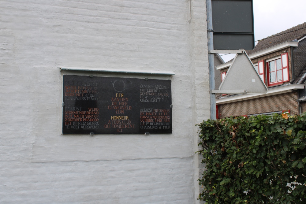 Monument Bevrijding Eerste Wereldoorlog Oostnieuwkerke