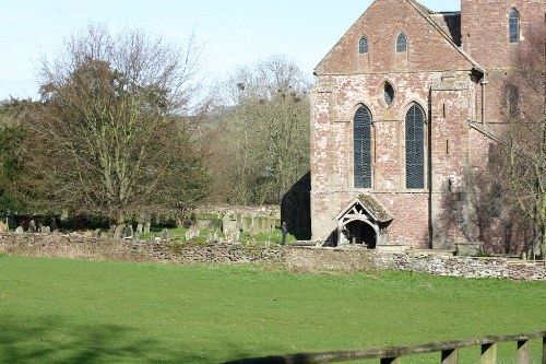 Oorlogsgraf van het Gemenebest St. Mary Churchyard #1