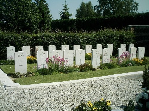Commonwealth War Graves Qurnaing #1