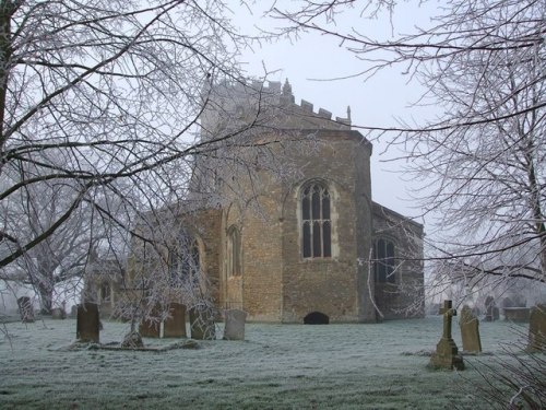 Commonwealth War Graves All Saints Churchyard