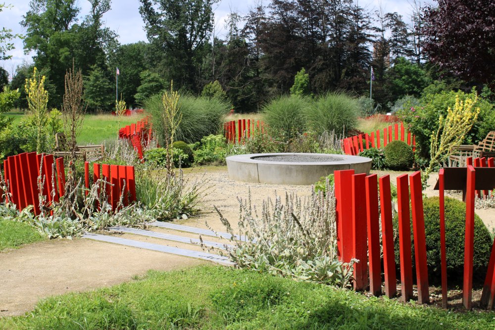 Passchendaele Memorial Garden United Kingdom #4