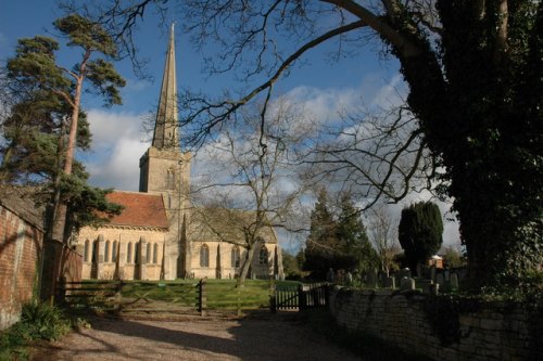 Oorlogsgraven van het Gemenebest St. Giles Churchyard #1