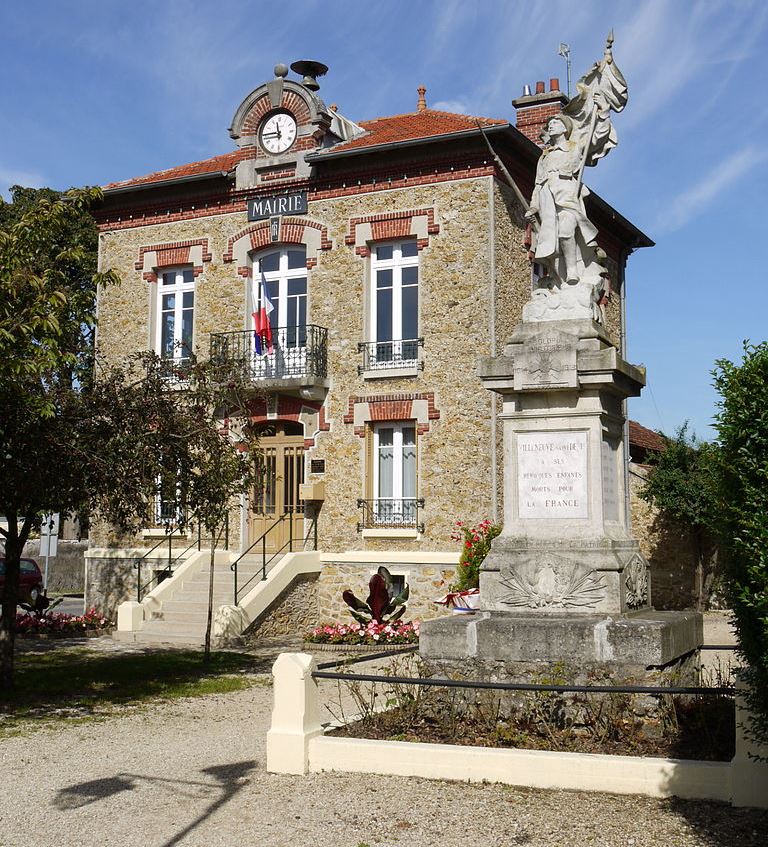 World War I Memorial Villeneuve-le-Comte #1
