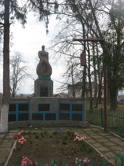 Mass Grave Soviet Soldiers Bytytsya #1