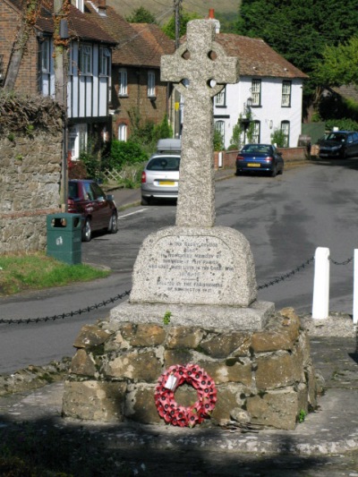 War Memorial Newington with Peene