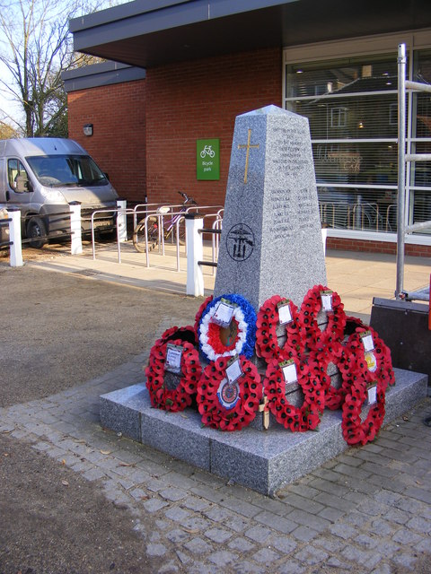 Oorlogsmonument Saxmundham #1