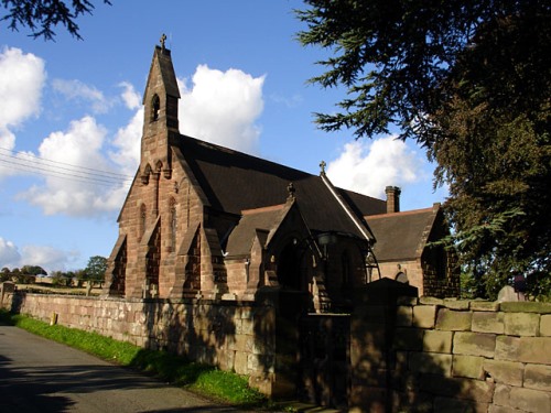 Oorlogsgraf van het Gemenebest St. Giles Churchyard #1