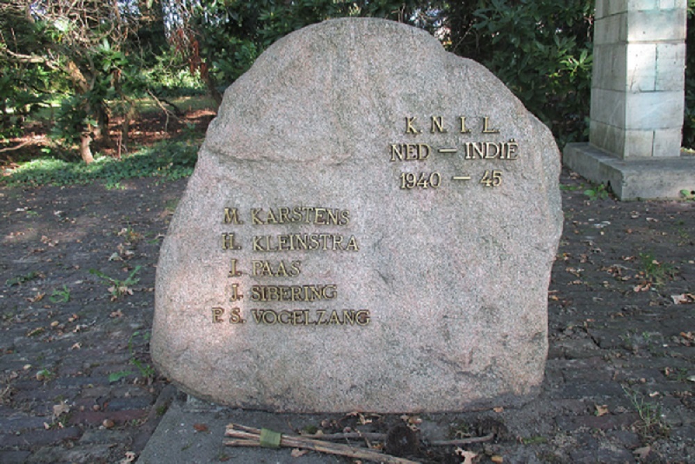 Oorlogsmonument Borger #2