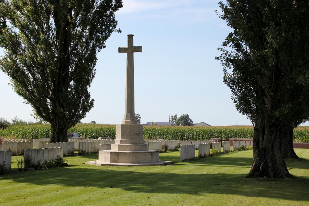 Commonwealth War Cemetery Arnke #2