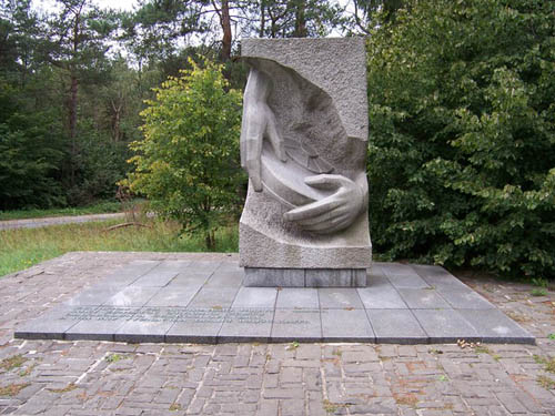 Memorial Czechoslovakian Combat Engineers Vyšný Komárnik #1