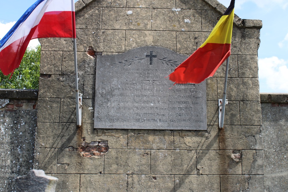 Frans Oorlogsmonument Châtelineau Cimetière du Centre #1