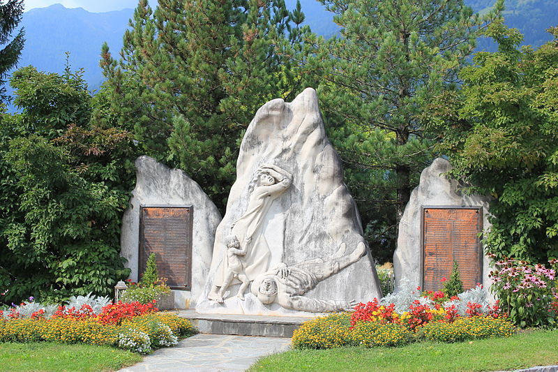 War Memorial Außerfragant #1
